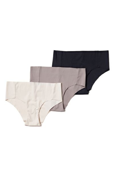 【30％OFF】シームレスヨガショーツ