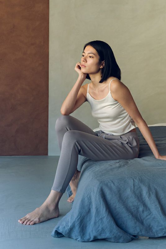 suria ヨガパンツ グレー　Lサイズ suria（スリア）｜LITHEE YOGA｜リジー ヨガ【公式】