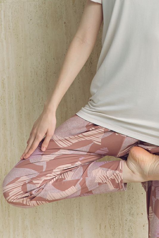 【oliveさま専用】Suria ブラトップ、レギンス、ショートパンツ oliveさま専用】Suria ブラトップ、レギンス、ショートパンツ